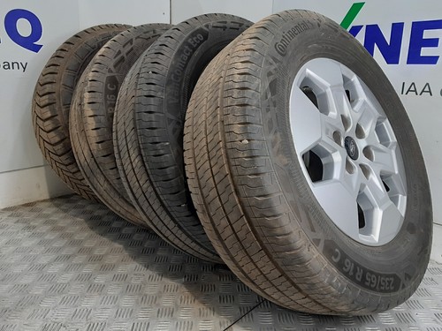 Set 2025 genuine - ford, transit