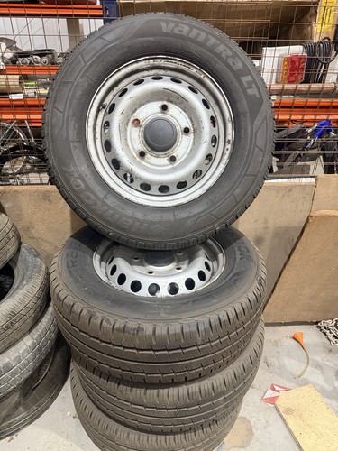 Set vantra tyres nearly - of, 4